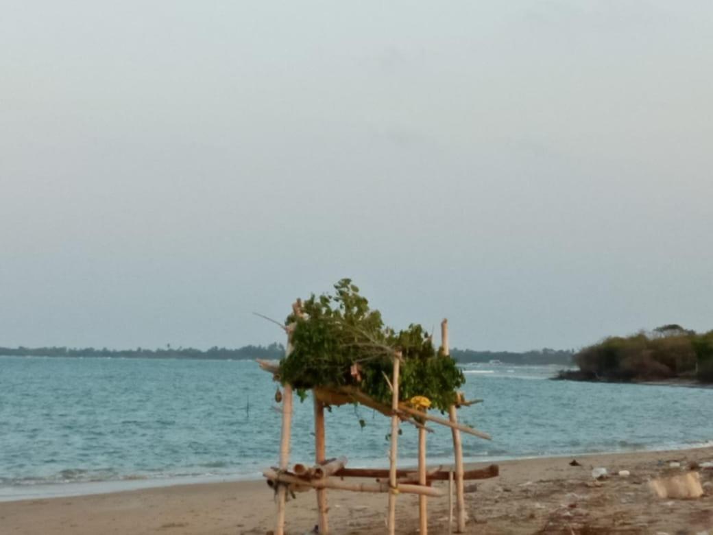 Giman Free Beach Resort Passikudah Esterno foto