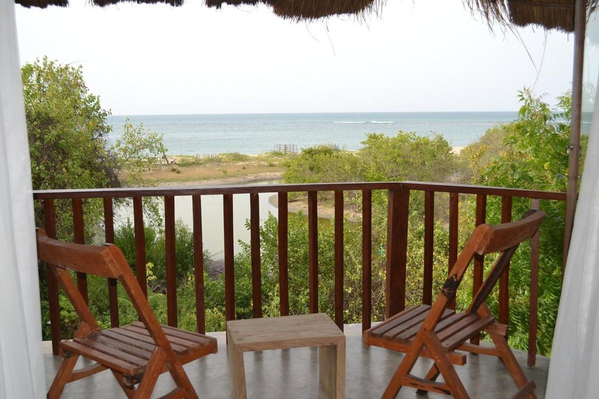 Giman Free Beach Resort Passikudah Esterno foto