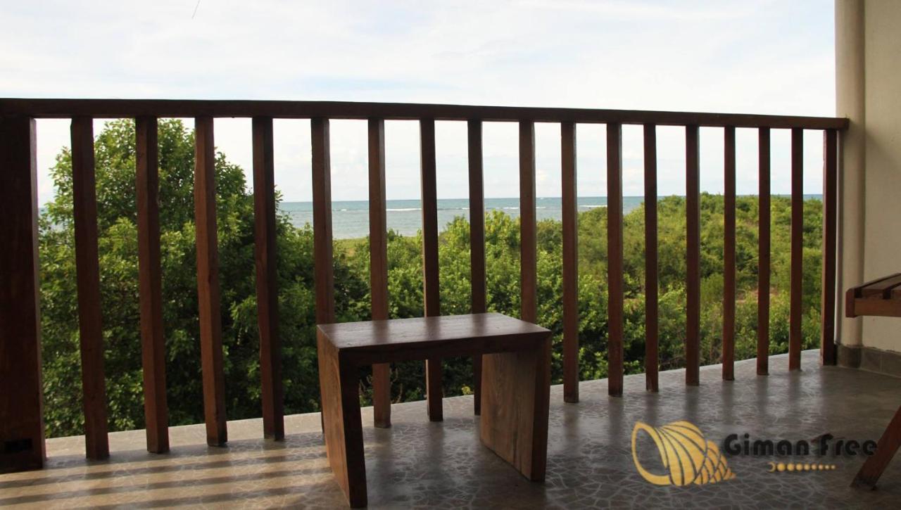 Giman Free Beach Resort Passikudah Esterno foto